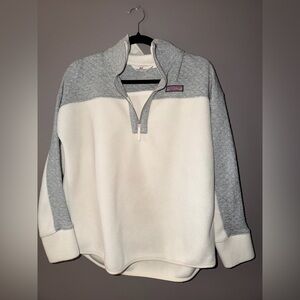 Women’s Vineyard Vineys Gray quilted and White Quarter-Zip Sweater size M